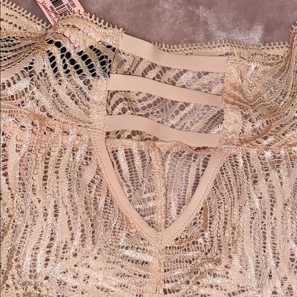 NWT Victoria’s Secret Lacy Nude Tanga Sz XL - Picture 3 of 4